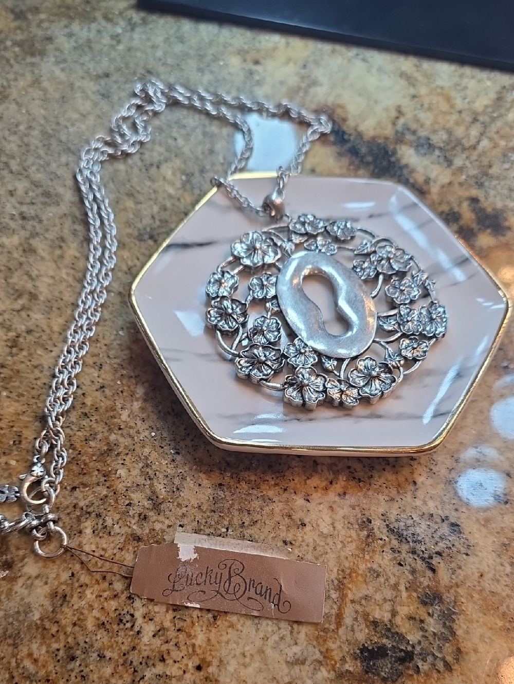 Lucky Brand Silver Floral Keyhole Pendant Necklace